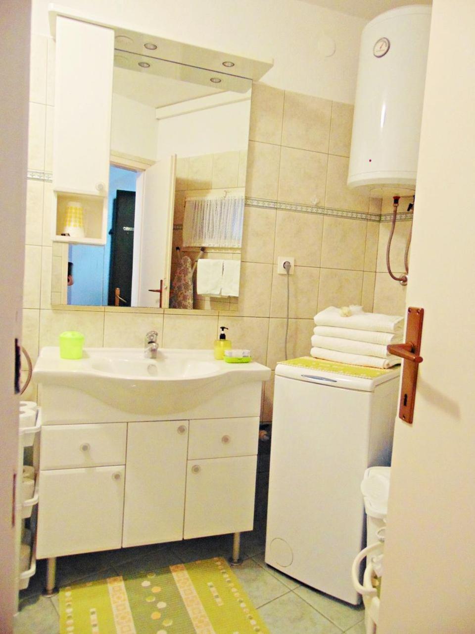 Apartment Nedjeljka Postira Zewnętrze zdjęcie